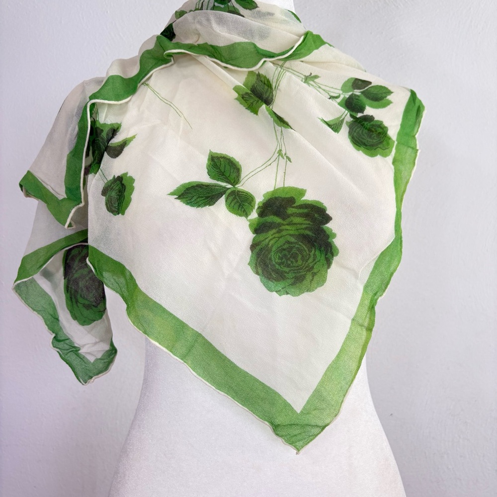 Vintage semi sheer, silky, crêpe, precious floral green rose printed scarf - Picture 14 of 14